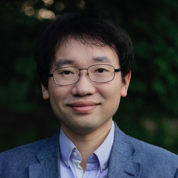 Shihong Lin